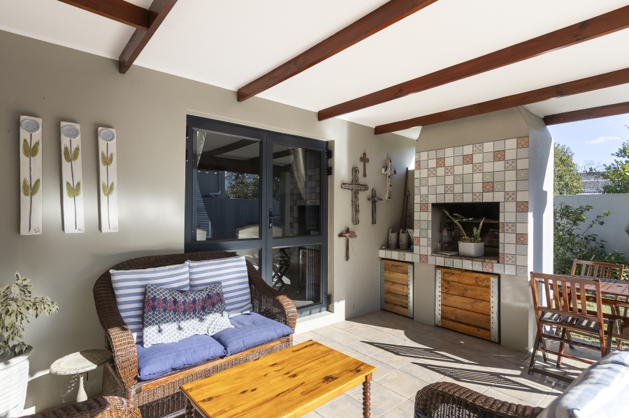 3 Bedroom Property for Sale in Heritage Park Western Cape